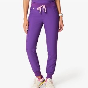 Figs Ultra Violet Zamora